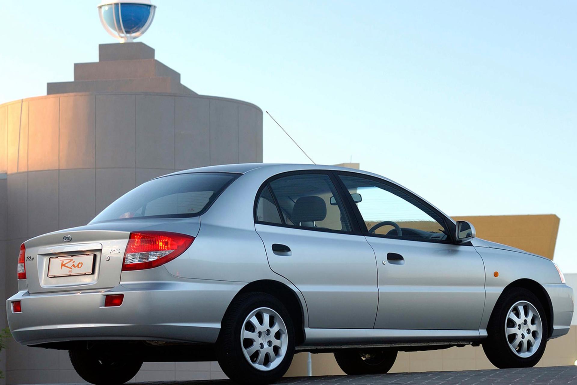 خودرو کیا ریو / Kia Rio 200 نمای عقب