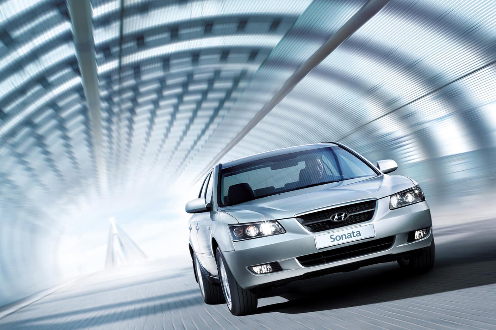 خودرو هیوندای سوناتا ۲۰۰۴ / Hyundai Sonata 2004 نمای جلو ۰۲