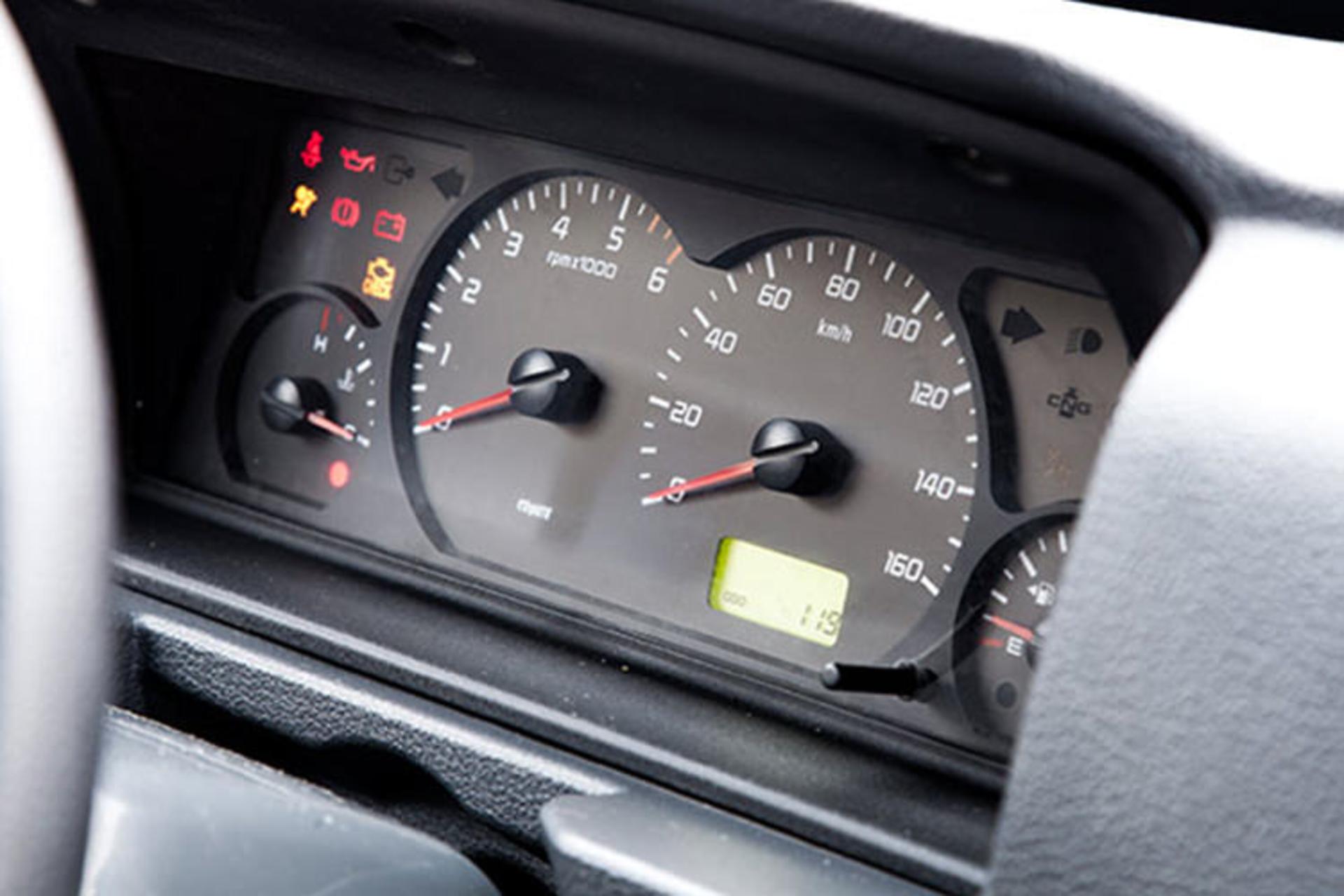 KARA PICKUP 2000 / وانت کارا ۲۰۰۰ 