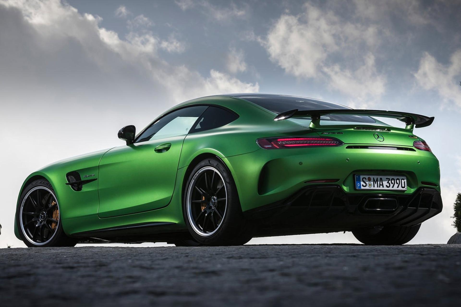 Mercedes Benz AMG GT R