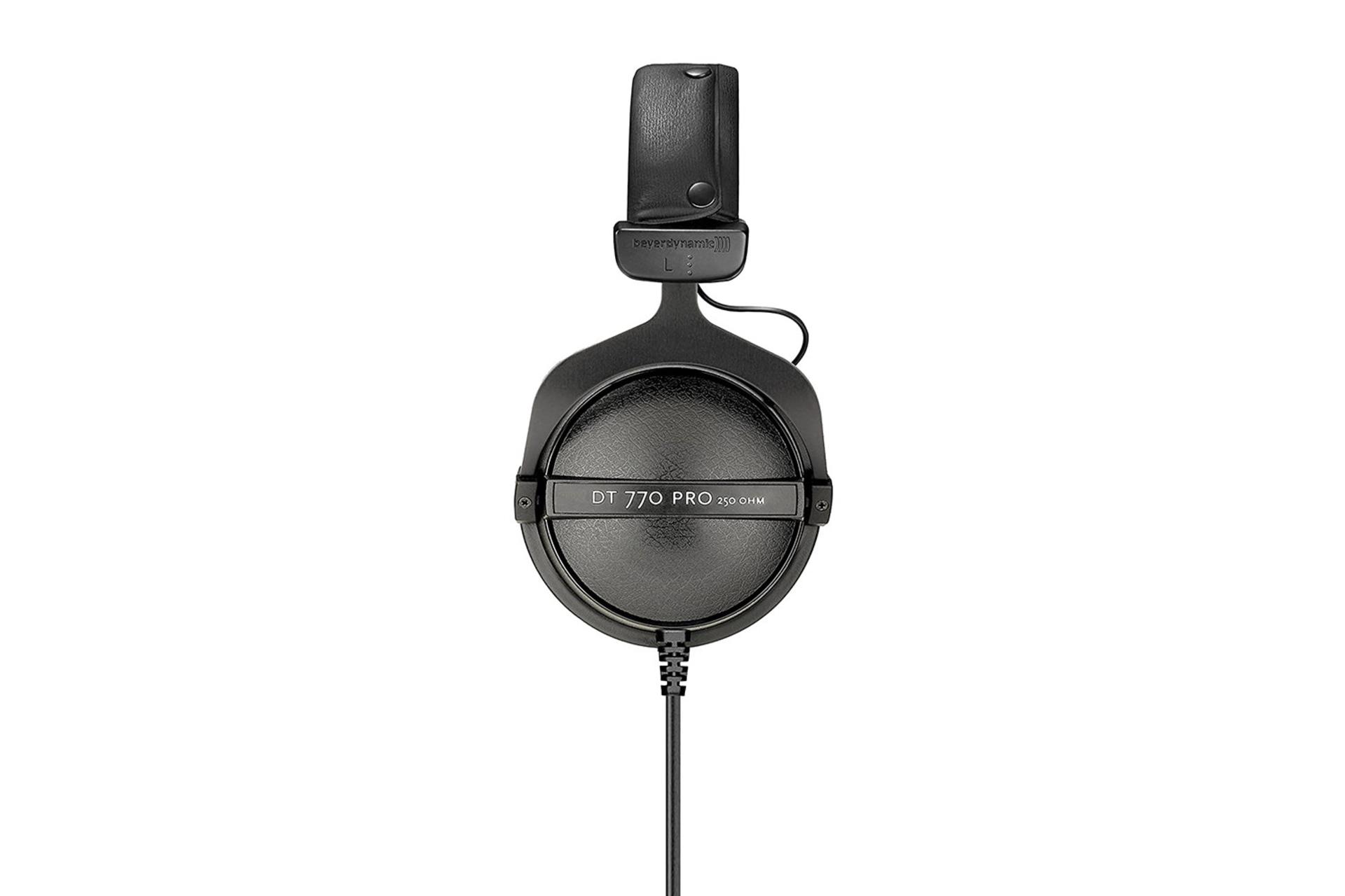 هدفون بیرداینامیک Beyerdynamic DT 770 PRO 250 ohm نمای جانبی