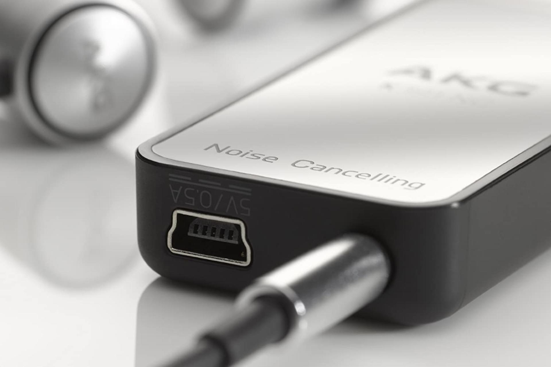 دانگل حذف نویز هدفون ای کی جی AKG K391 NC