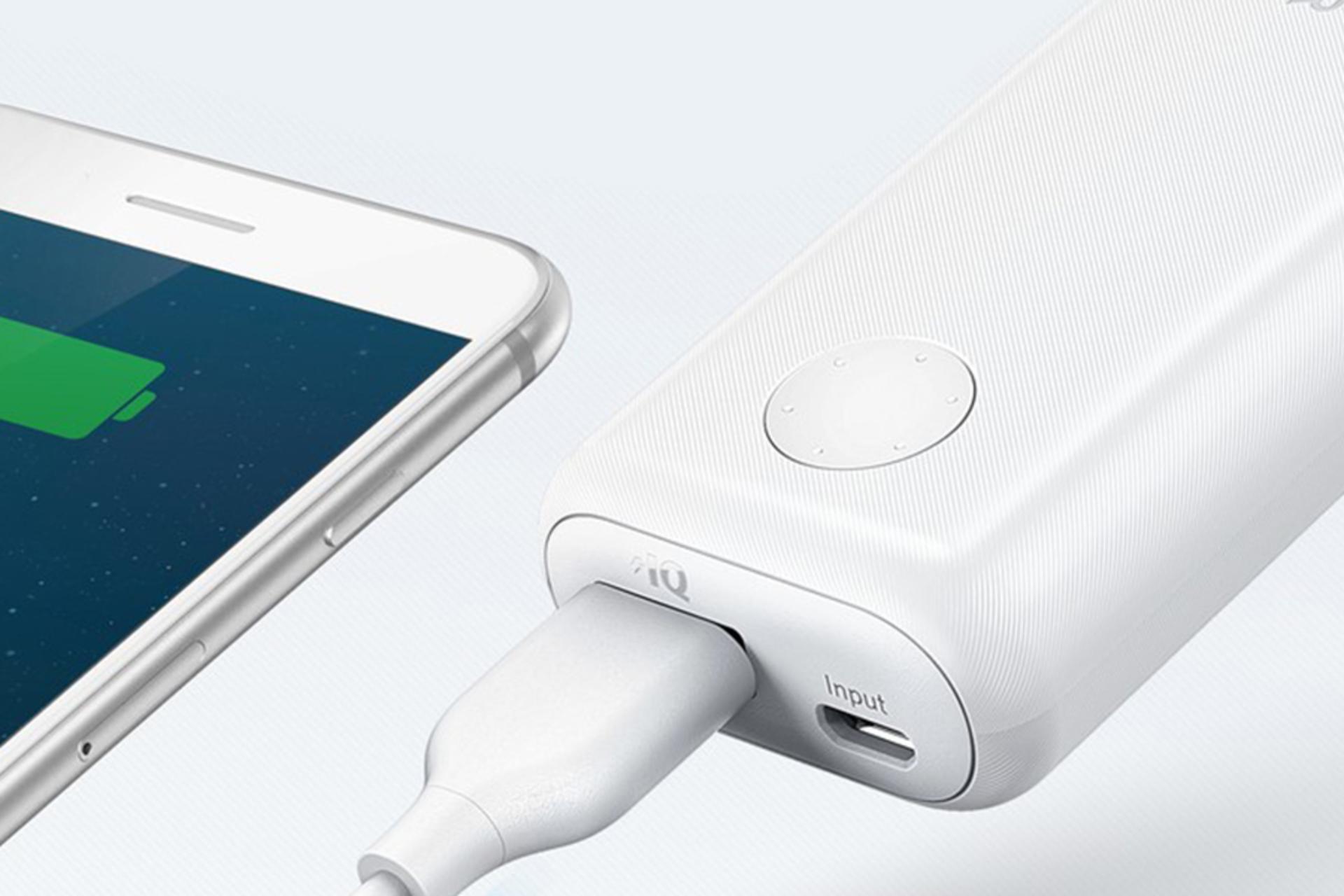  انکر A1220 PowerCore II با ظرفیت 6700 میلی‌آمپر ساعت - سفید