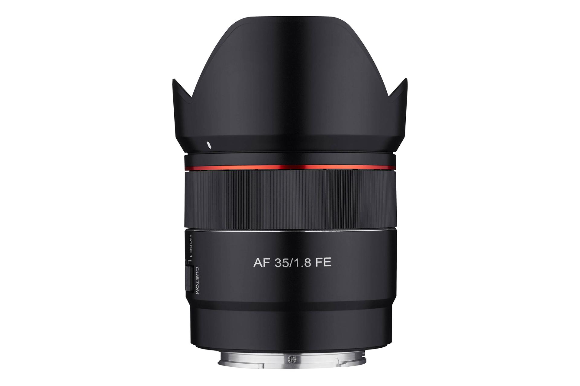 لنز سامیانگ AF 35mm f1.8 FE در حالت ایستاده