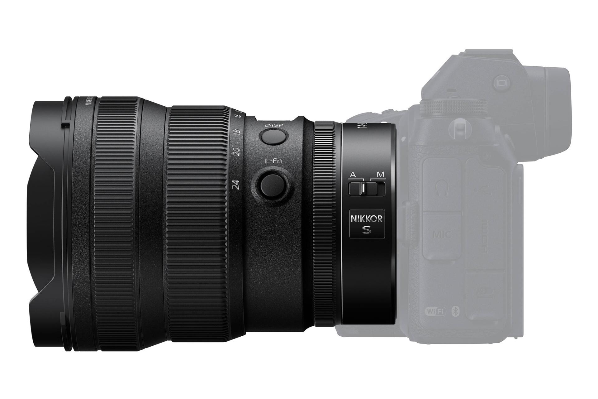نمای افقی لنز نیکون نیکور Z 14 24mm f2.8 S در حالت متصل به دوربین
