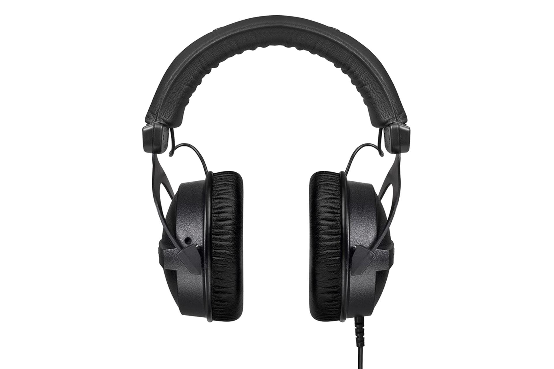 نمای روبرو هدفون بیرداینامیک Beyerdynamic DT 770 PRO 32 Ohm ایرپد مشکی