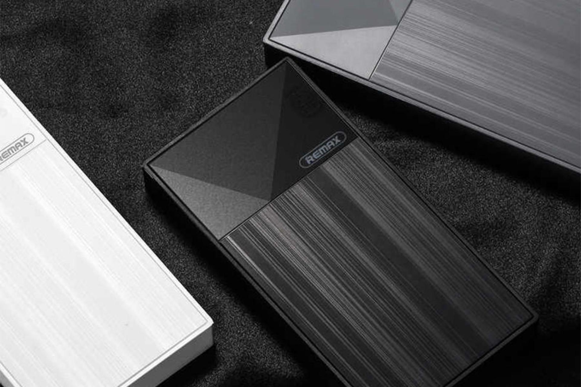 Remax Thoway RPP-55 10000mAh / ریمکس Thoway RPP-55 با ظرفیت 10000 میلی‌آمپر ساعت