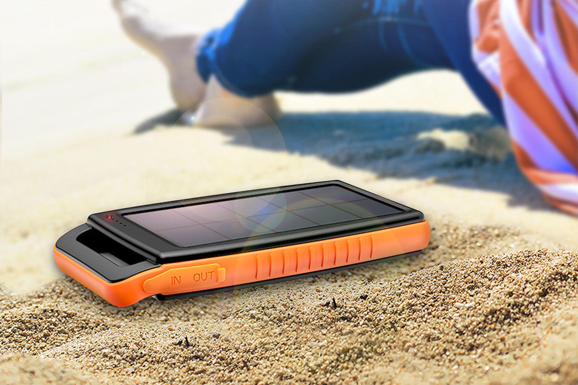راوپاور Outdoor Solar RP-PB003 با ظرفیت 150000 میلی‌آمپر ساعت / RAVPower Outdoor Solar RP-PB003 15