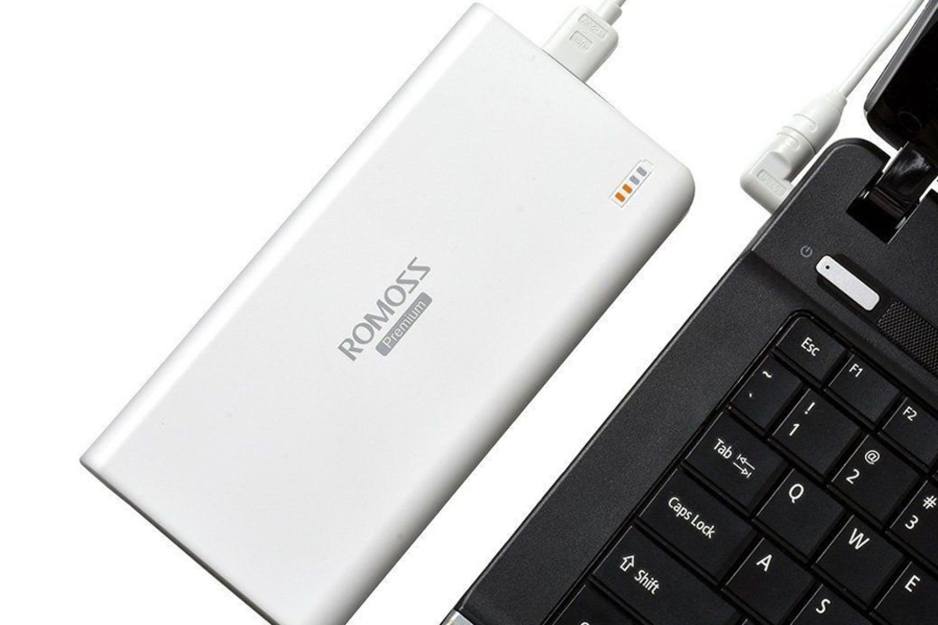 Romoss eUSB Sofun 6 PH60 15600mAh / روموس eUSB Sofun 6 با ظرفیت 15600 میلی‌آمپر ساعت