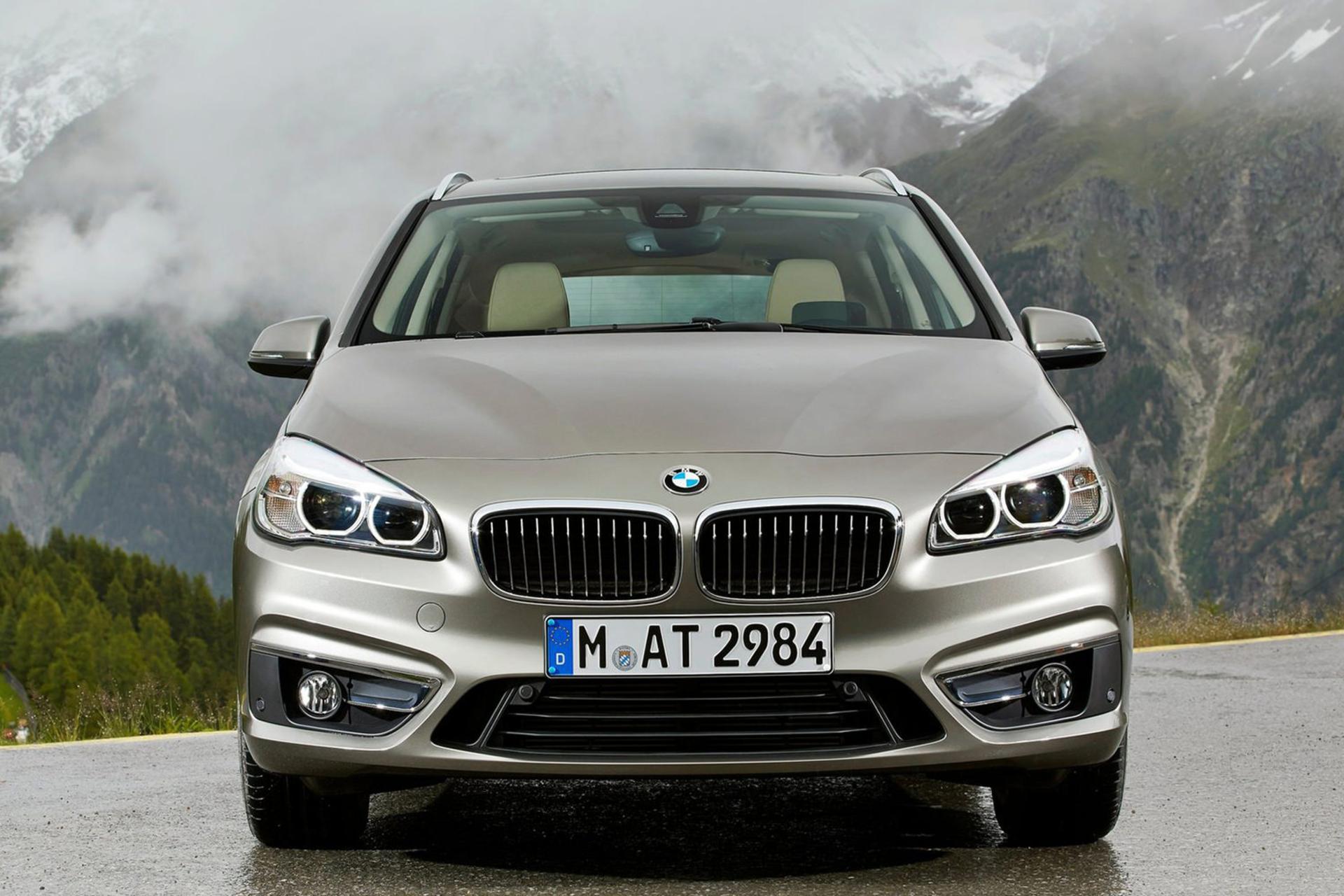 BMW 218i Active Tourer 2015 / بی ام و 218i اکتیو تورر