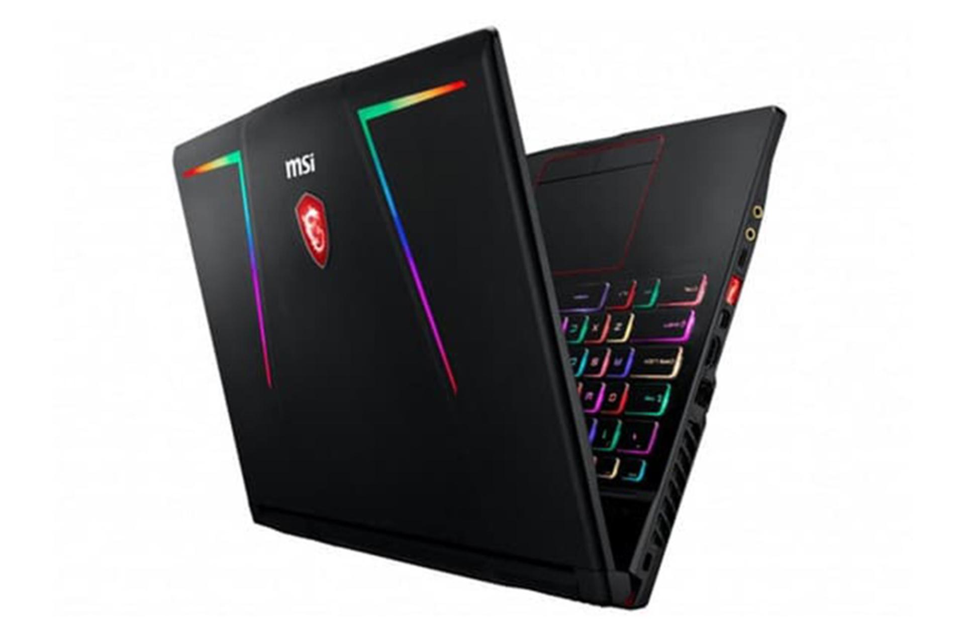 لپ تاپ ام اس آی GE63 ریدر RGB 10SF در حالت نیمه بسته