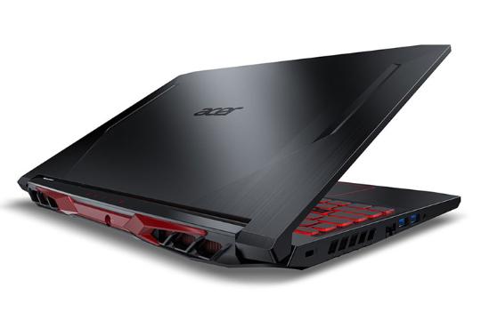نمای پشت لپ تاپ ایسر نیترو 5 / Acer Nitro 5
