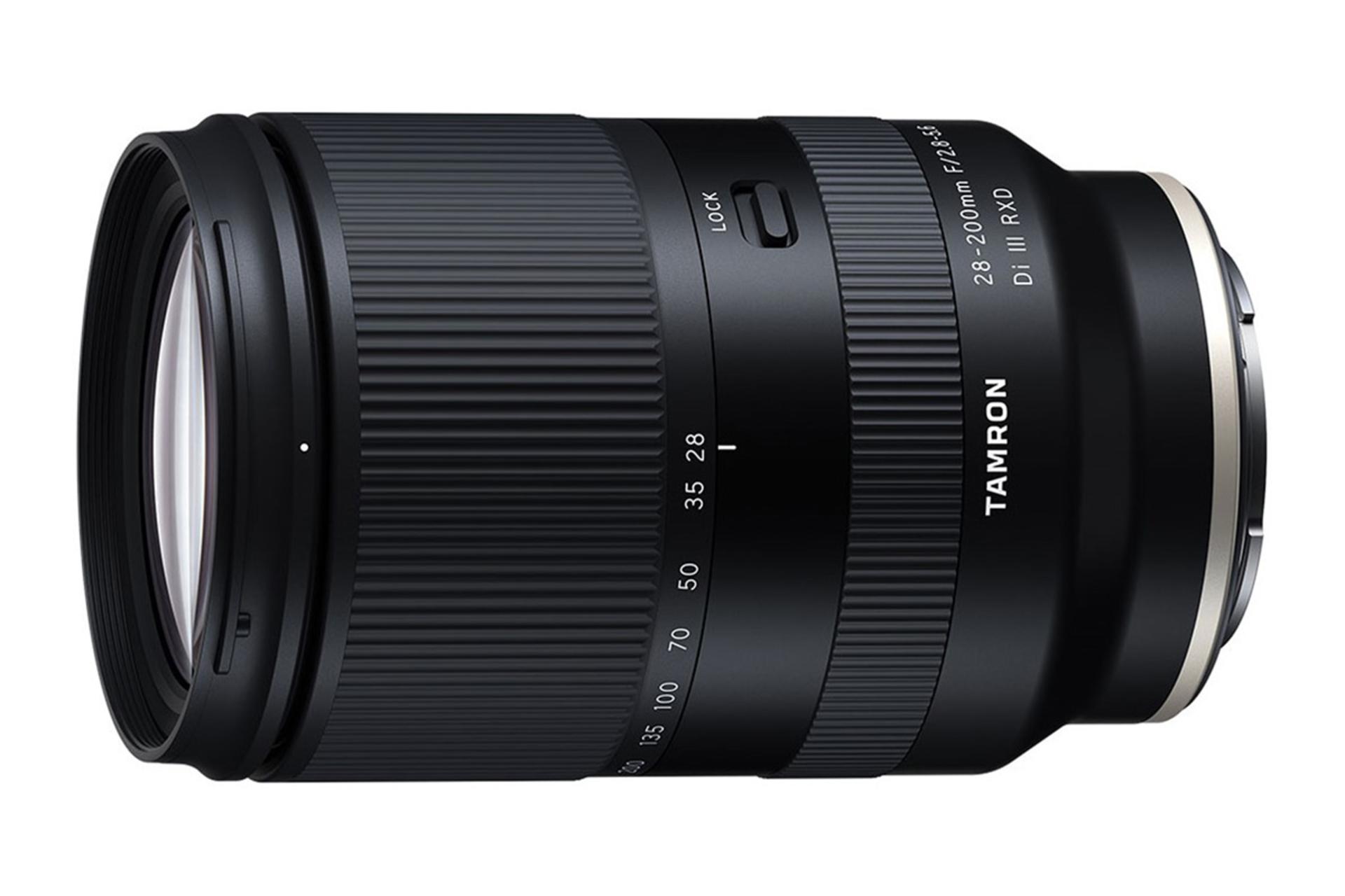 نمای کنار لنز تامرون 200-28 میلی‌متری Tamron F2.8-5.6 Di III RXD