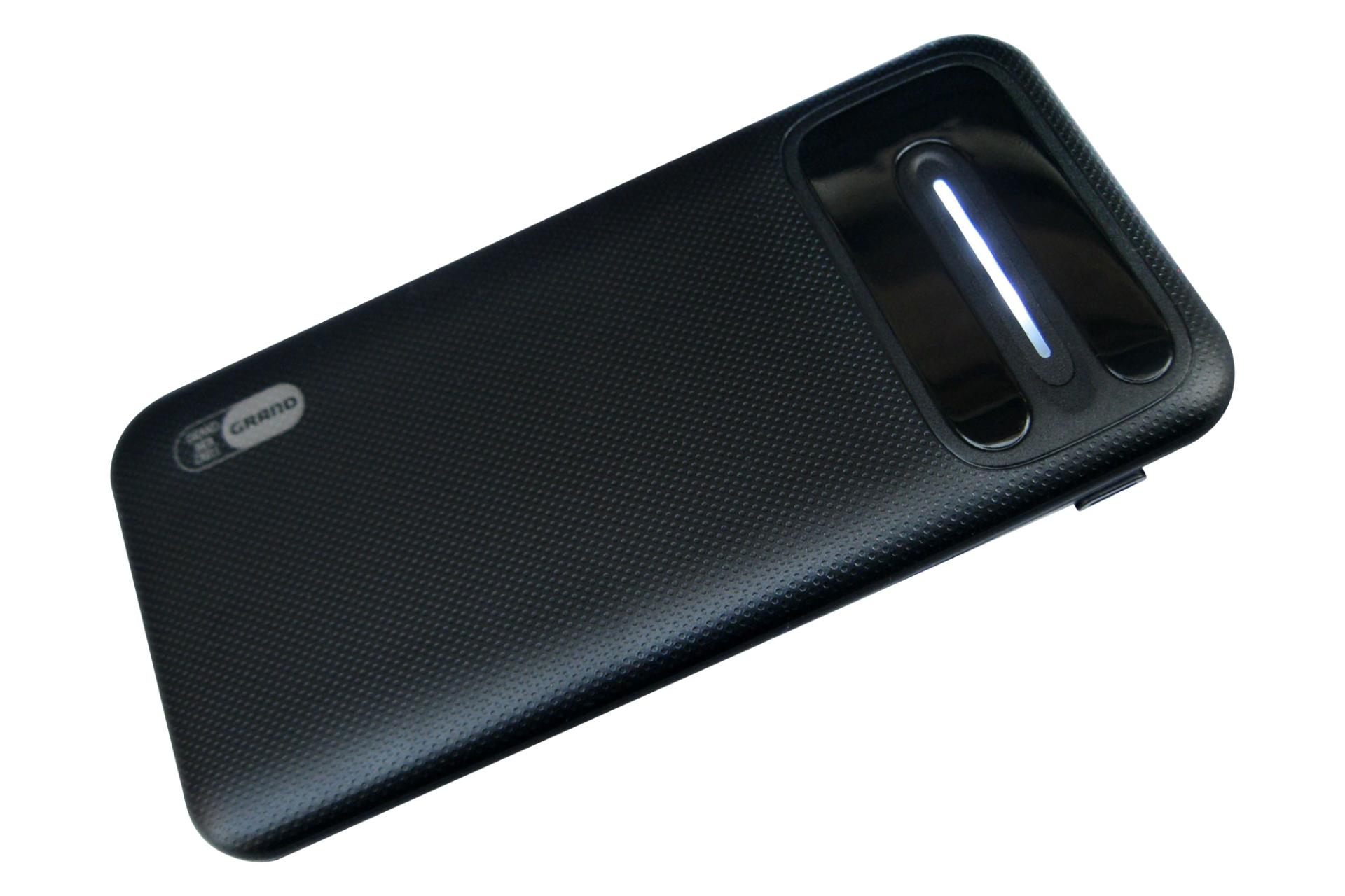 نمای روبرو پاور بانک گرند Grand GR-15 10000mAh با ظرفیت 10000 میلی‌آمپر ساعت