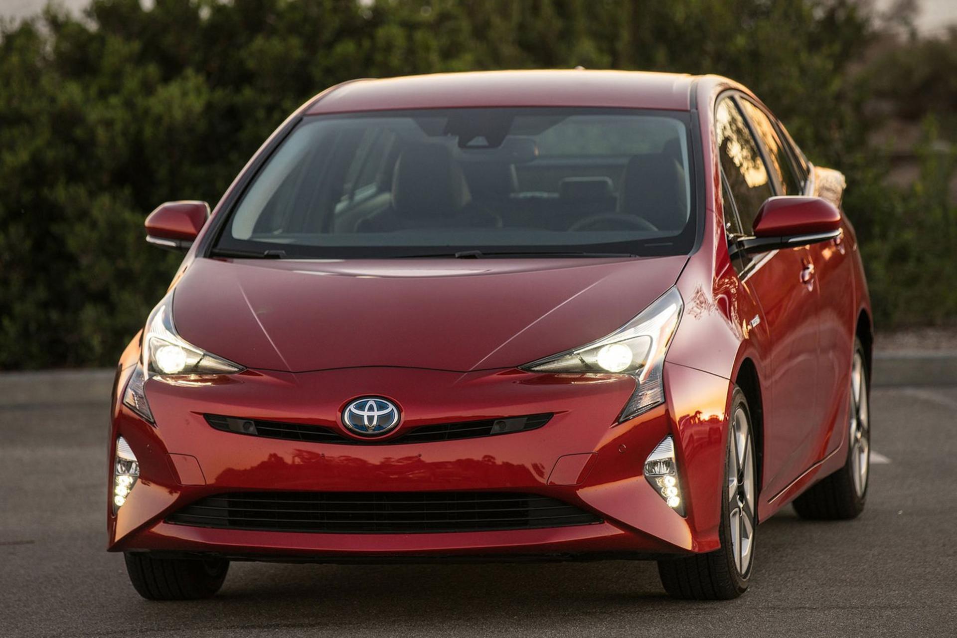 Toyota Prius / تویوتا پریوس ۲۰۱۷