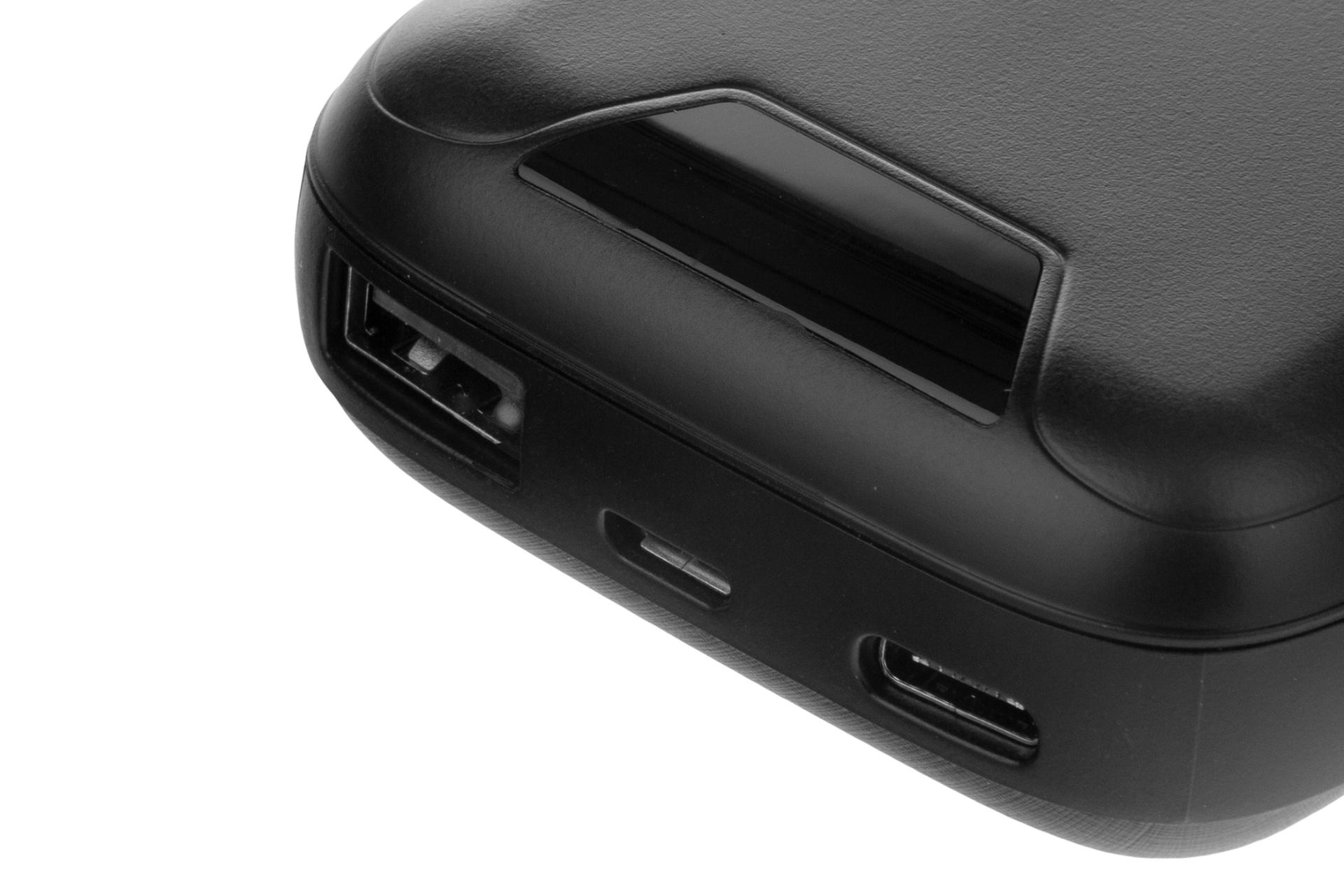 درگاه پاور بانک تسکو 825L با ظرفیت 10000 میلی‌آمپر ساعت Tsco TP 825L 10000mAh