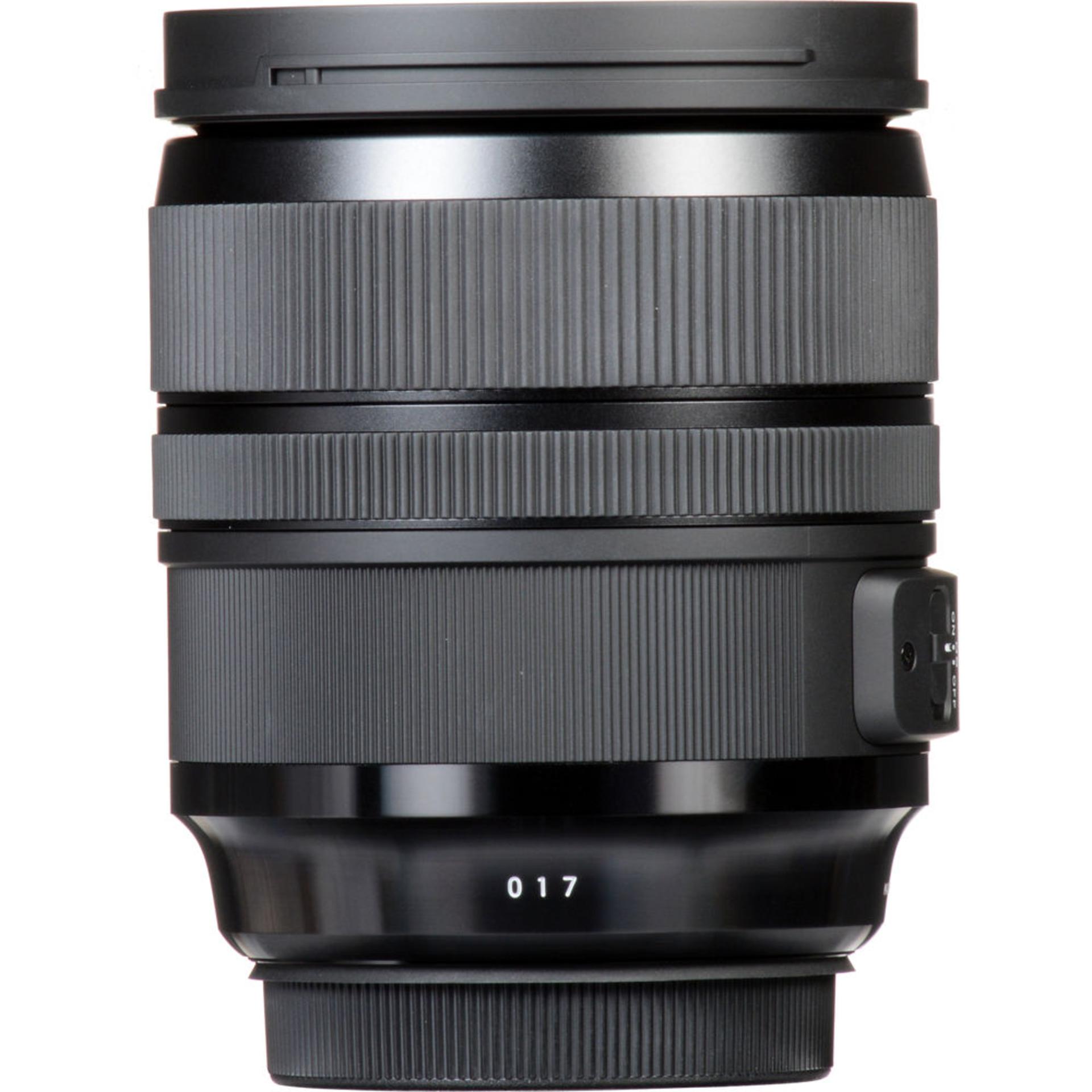 Sigma 24-70mm F2.8 DG OS HSM Art	