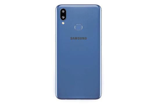 نمای پشت موبایل گلکسی M01s سامسونگ رنگ آبی روشن