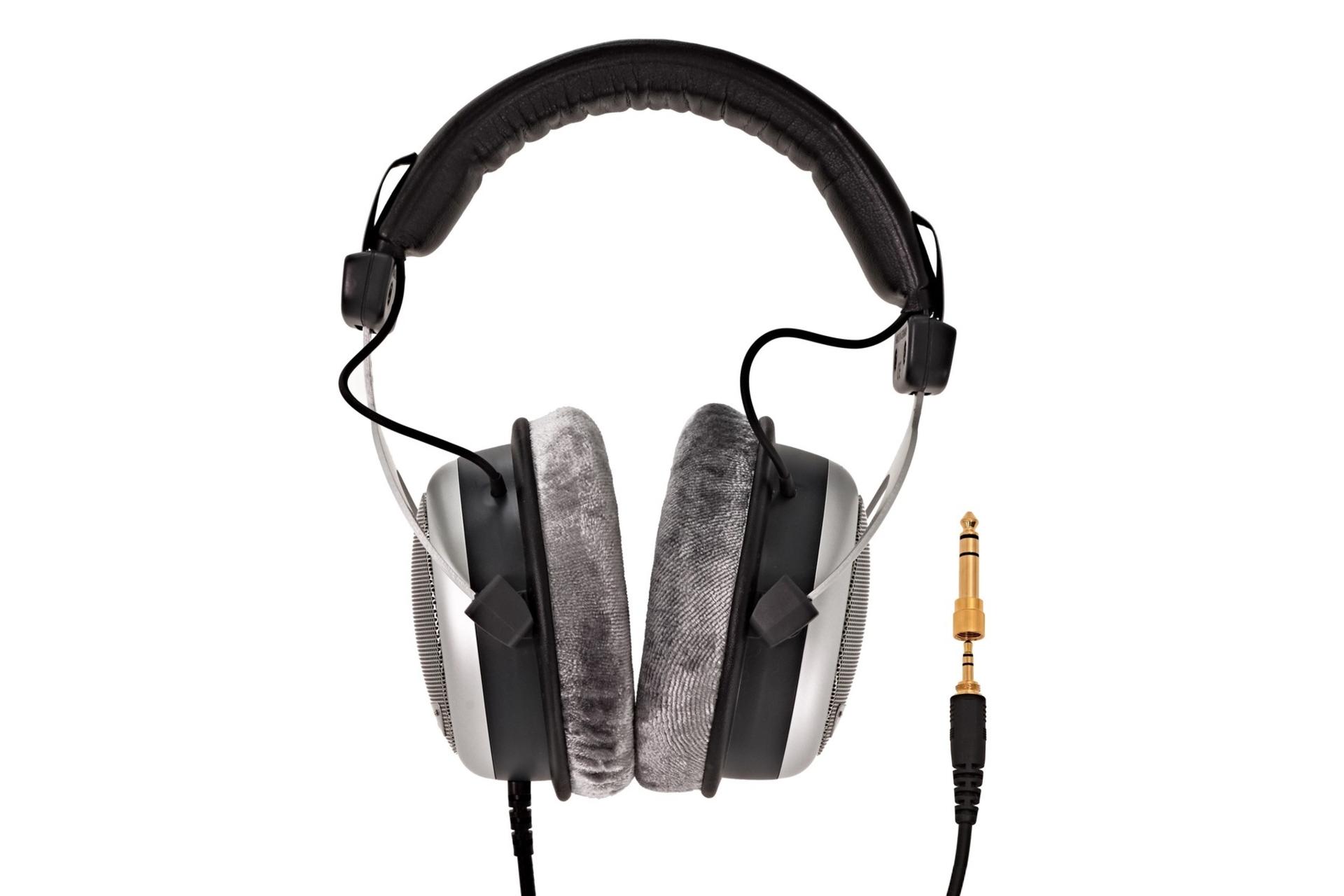 نمای روبرو هدفون بیرداینامیک Beyerdynamic DT 880 Edition