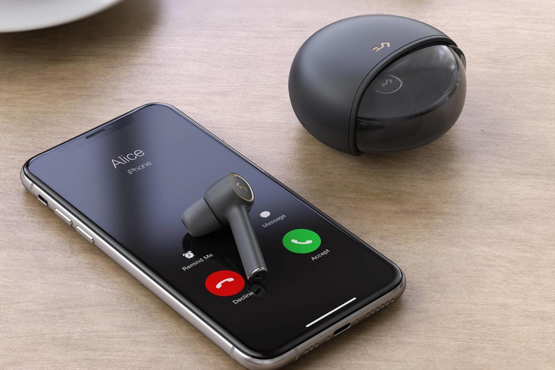 محفظه شارژ هدفون بی سیم آکی Aukey EP-T18NC