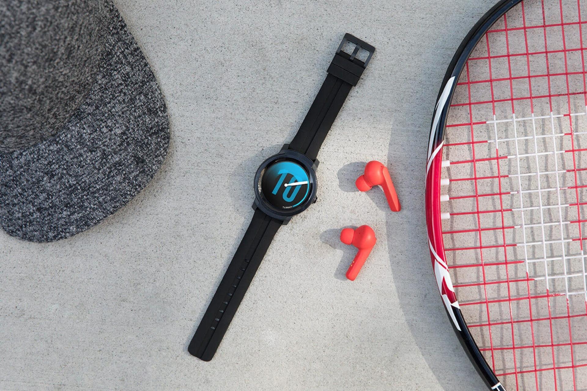 نمای بالا ابزار پوشیدنی تیک واچ E2 موبوی Mobvoi TicWatch E2