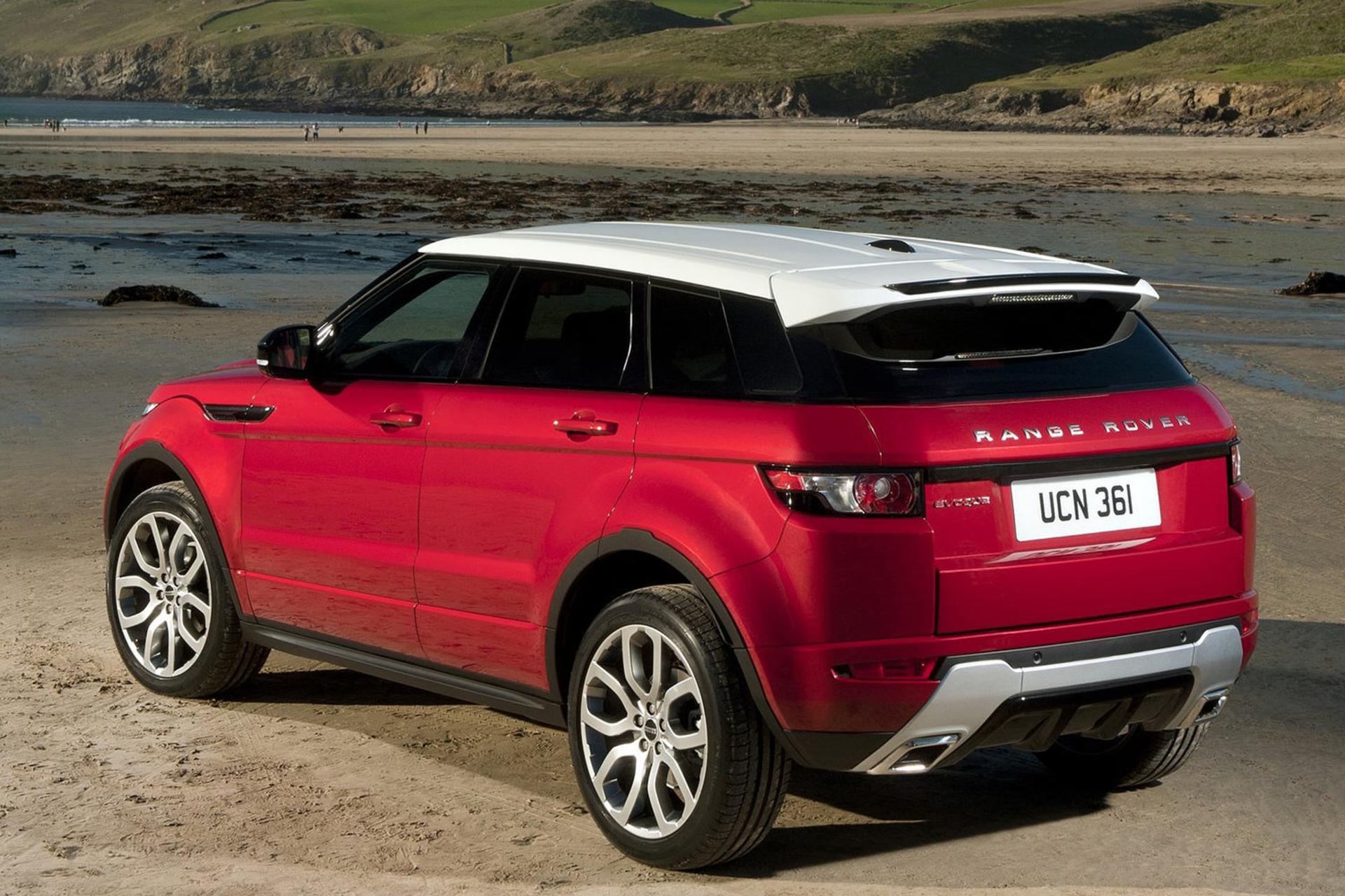 نمای پشت خودرو لندرور رنجرو Land Rover Range Rover Evoque 2015