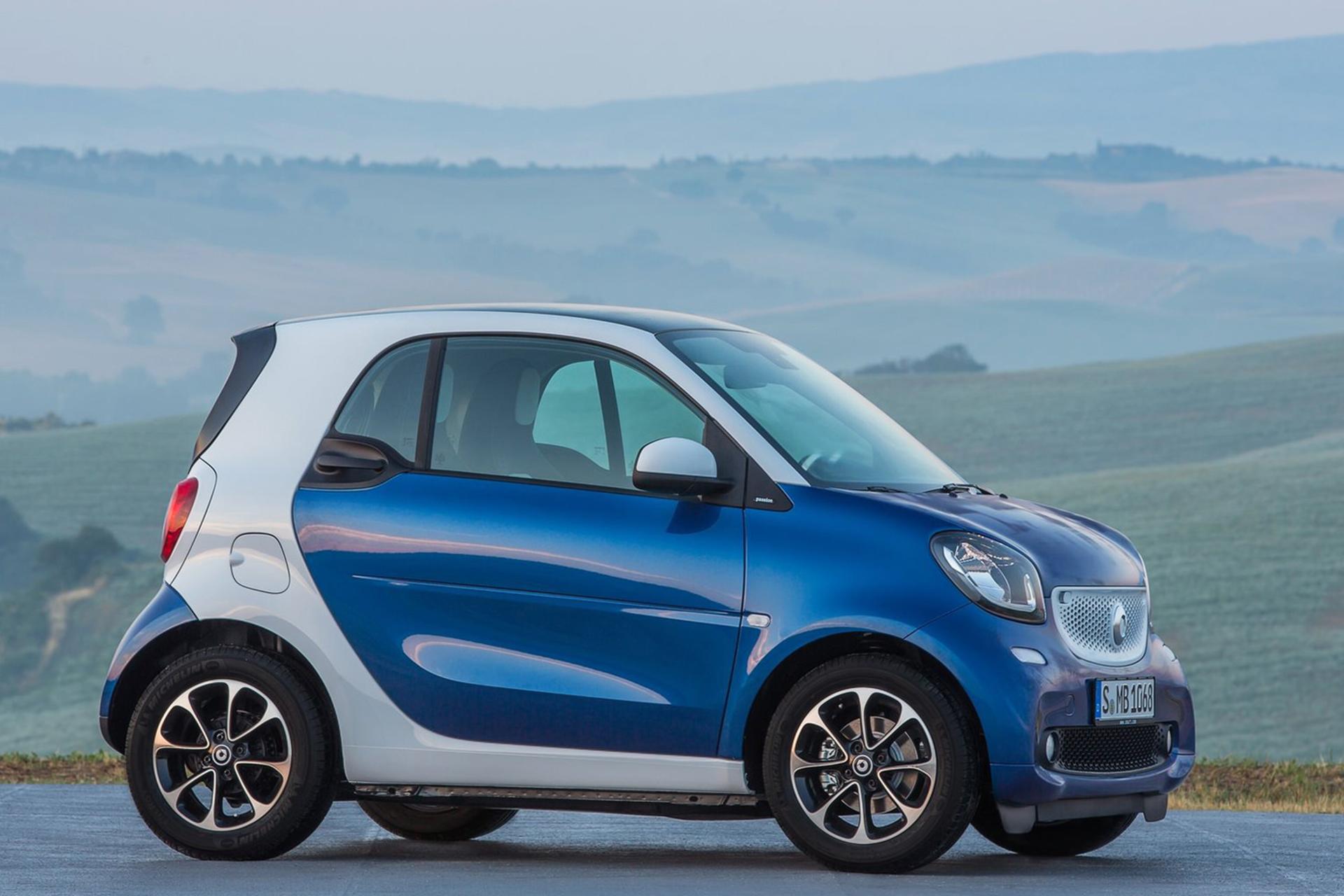 نمای جانبی خودرو اسمارت فورتو Smart Fortwo 2016