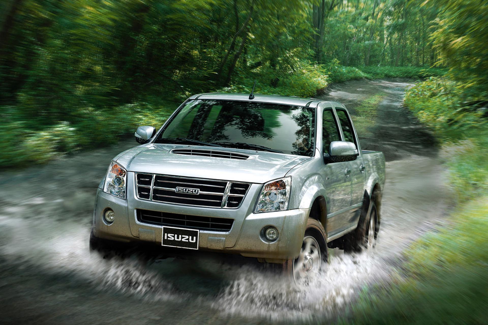 نمای جلو خودرو ایسوزو دی مکس Isuzu D-Max