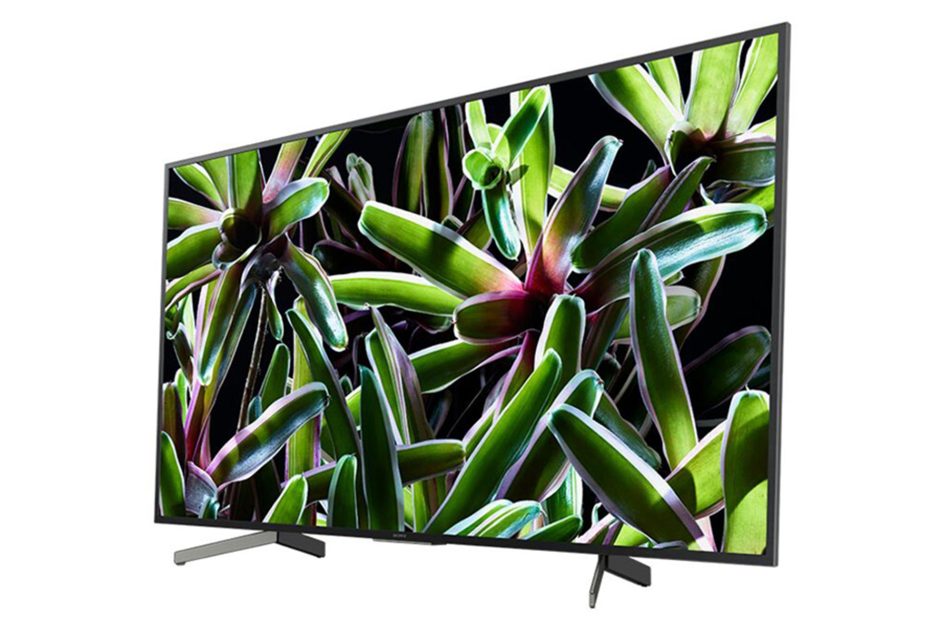 نمای نیمرخ تلویزیون سونی X7000G مدل 55 اینچ با صفحه روشن
