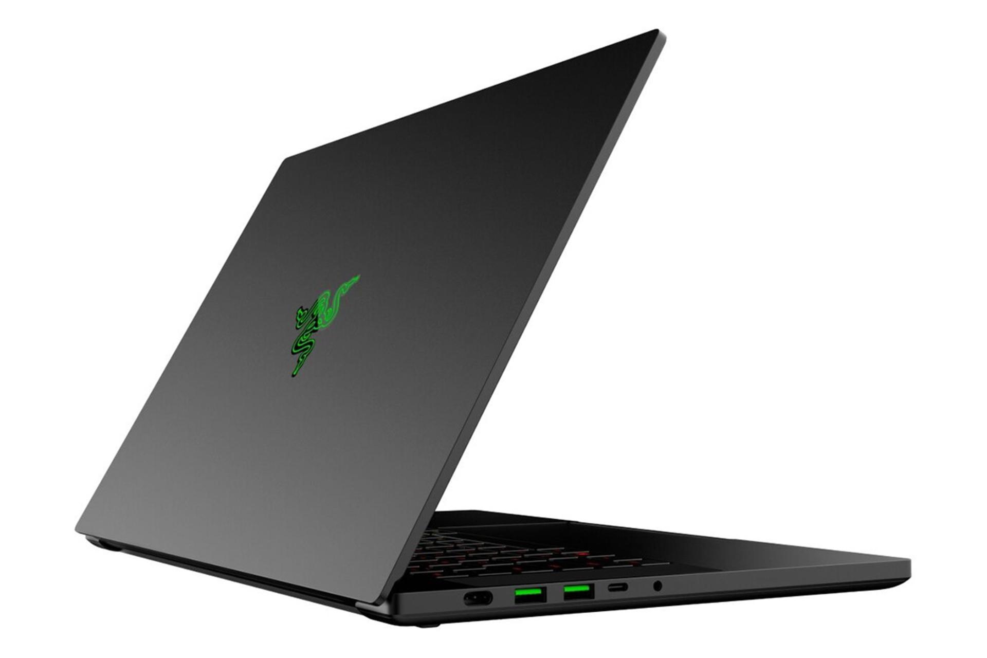 نمای پشت لپ تاپ ریزر بلید 15 Advanced Model و نمایش پورت ها