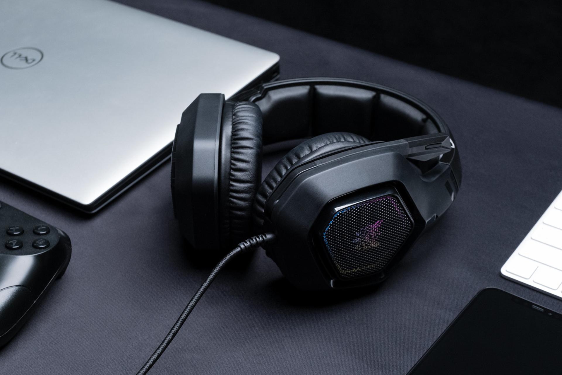 نمای پایین هدست گیمینگ اونیکوما Onikuma K10