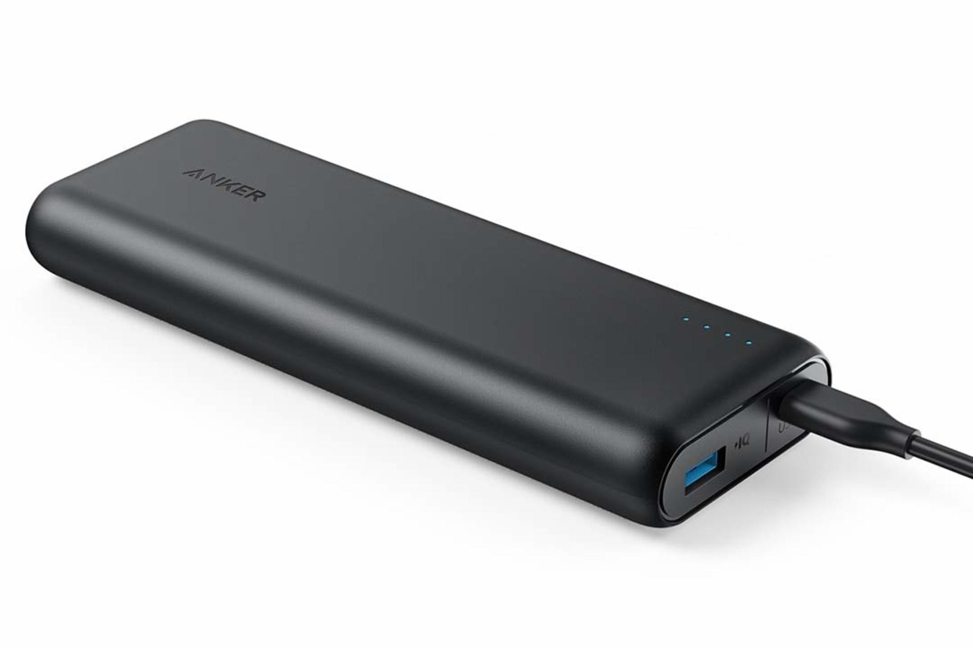 نمای کناری پاور بانک انکر Anker PowerCore Speed 20000 B1275 20100mAh با ظرفیت 20100 میلی‌آمپر ساعت