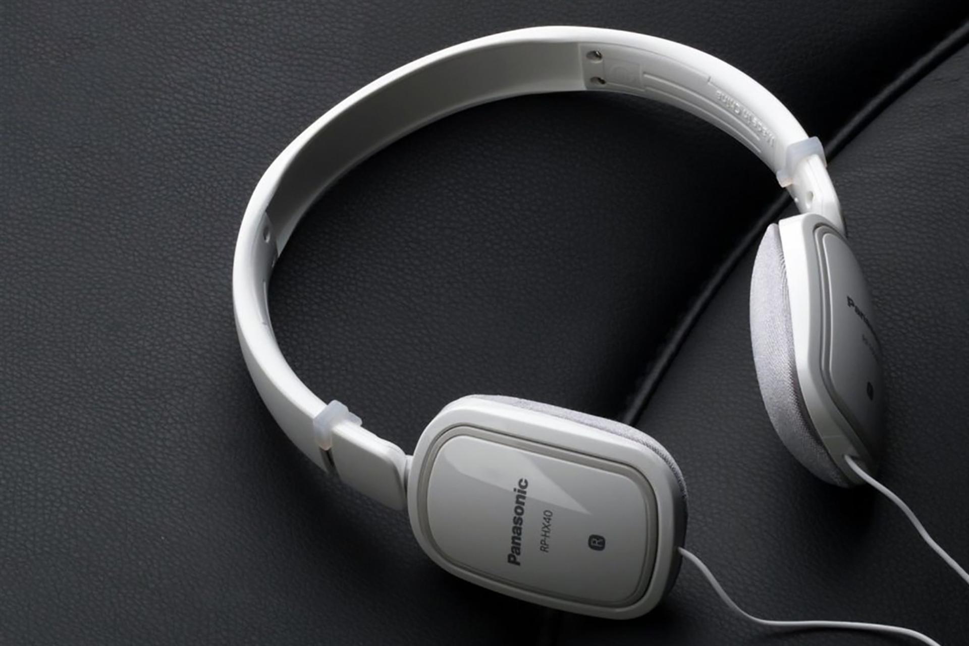 نمای جانبی هدفون پاناسونیک Panasonic RP-HX40 سفید