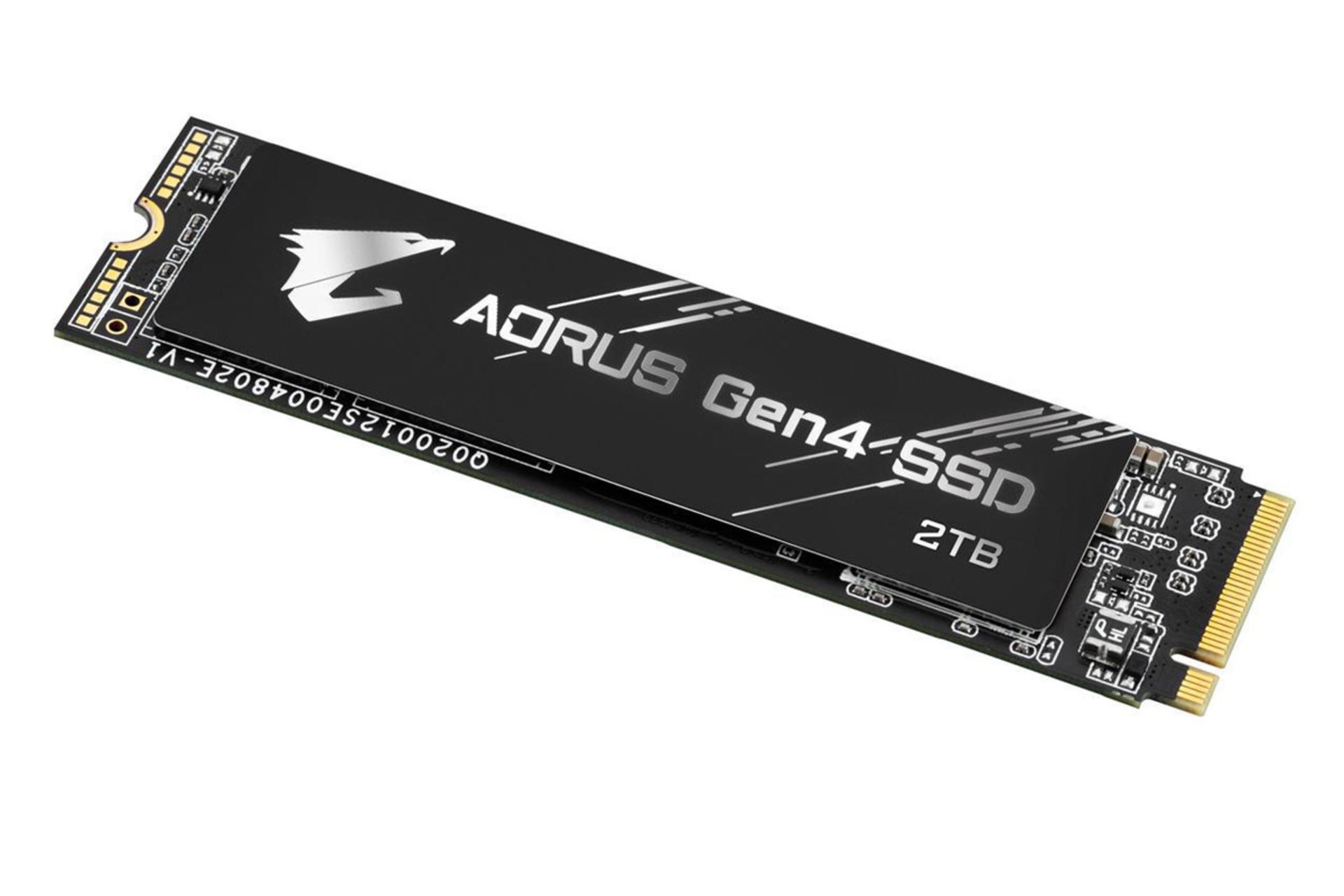 نمای راست SSD گیگابایت AORUS Gen4 NVMe M.2 ظرفیت 2 ترابایت