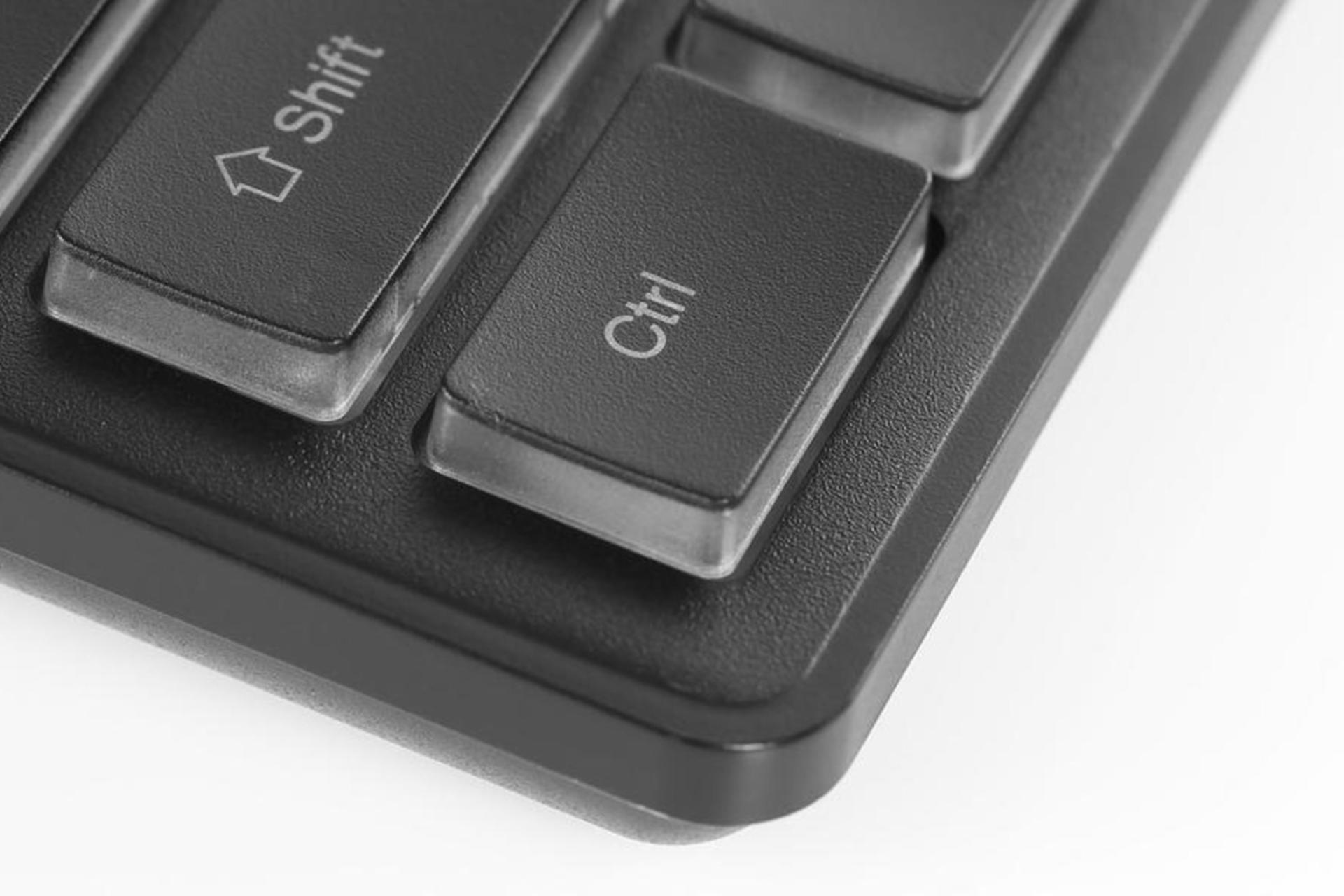 نمای نزدیک دکمه های کیبورد گرین GK401