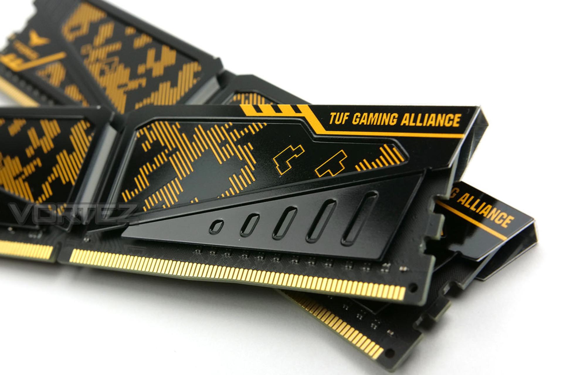 نمای نزدیک رم تیم گروپ T-FORCE VULCAN TUF ظرفیت 32 گیگابایت (2x16) از نوع DDR4-3200