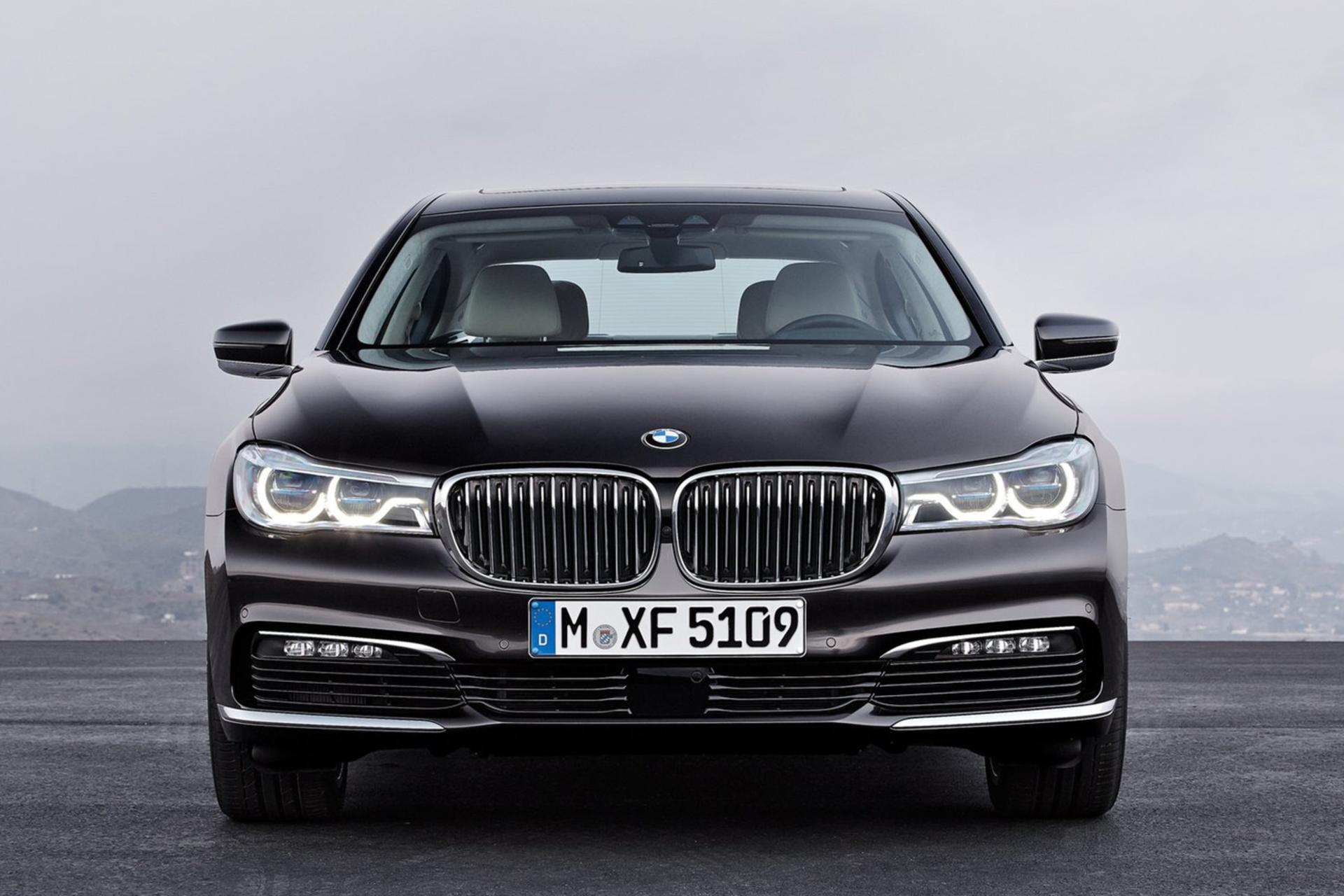 BMW 730Li 2018 /  بی ام و ۷۳۰Li مدل ۲۰۱۸