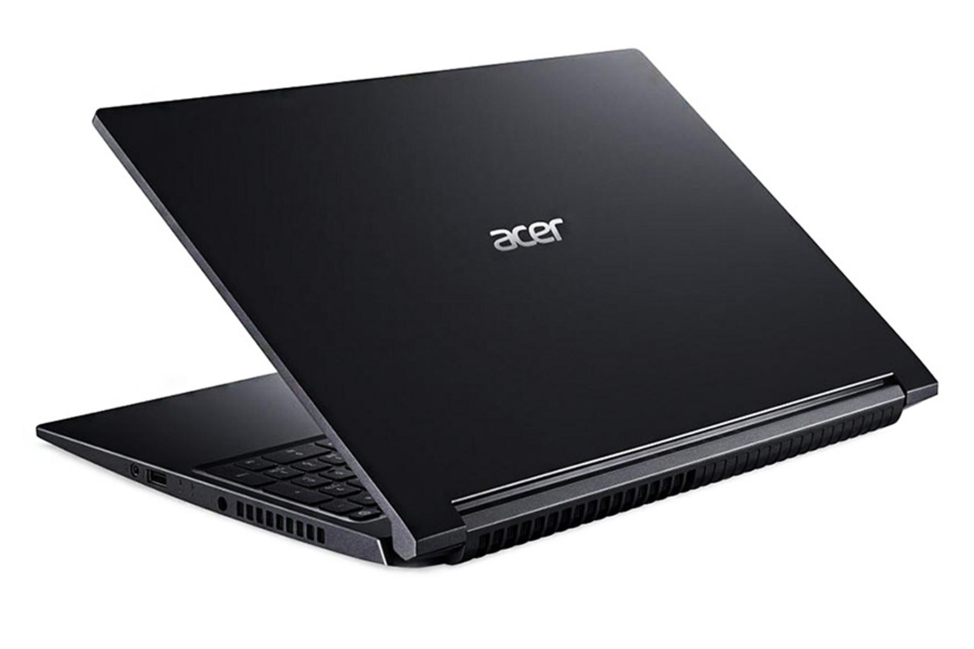 نمای نیمرخ پشت لپ تاپ ایسر اسپایر 7 A715