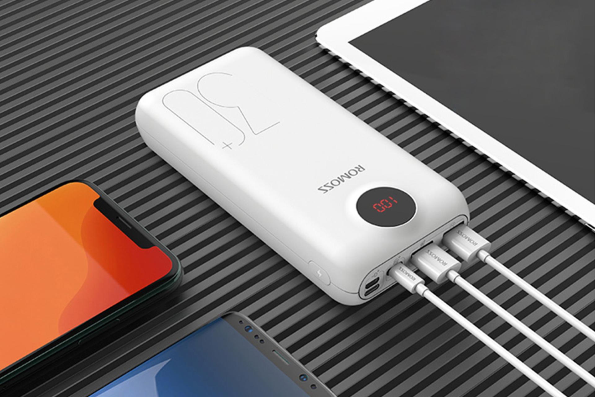 شارژ همزمان 3 دستگاه پاور بانک روموس SW30 Plus