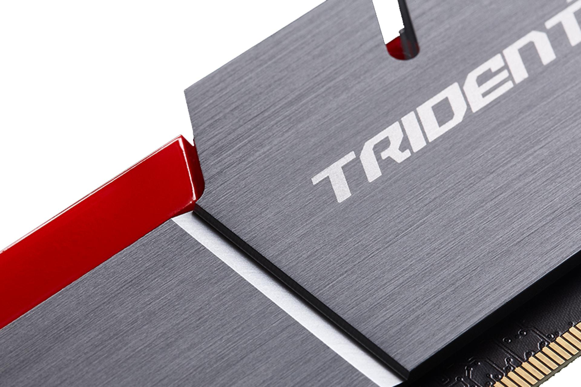 نمای نزدیک رم جی اسکیل Trident Z ظرفیت 32 گیگابایت (2x16) از نوع DDR4-3000