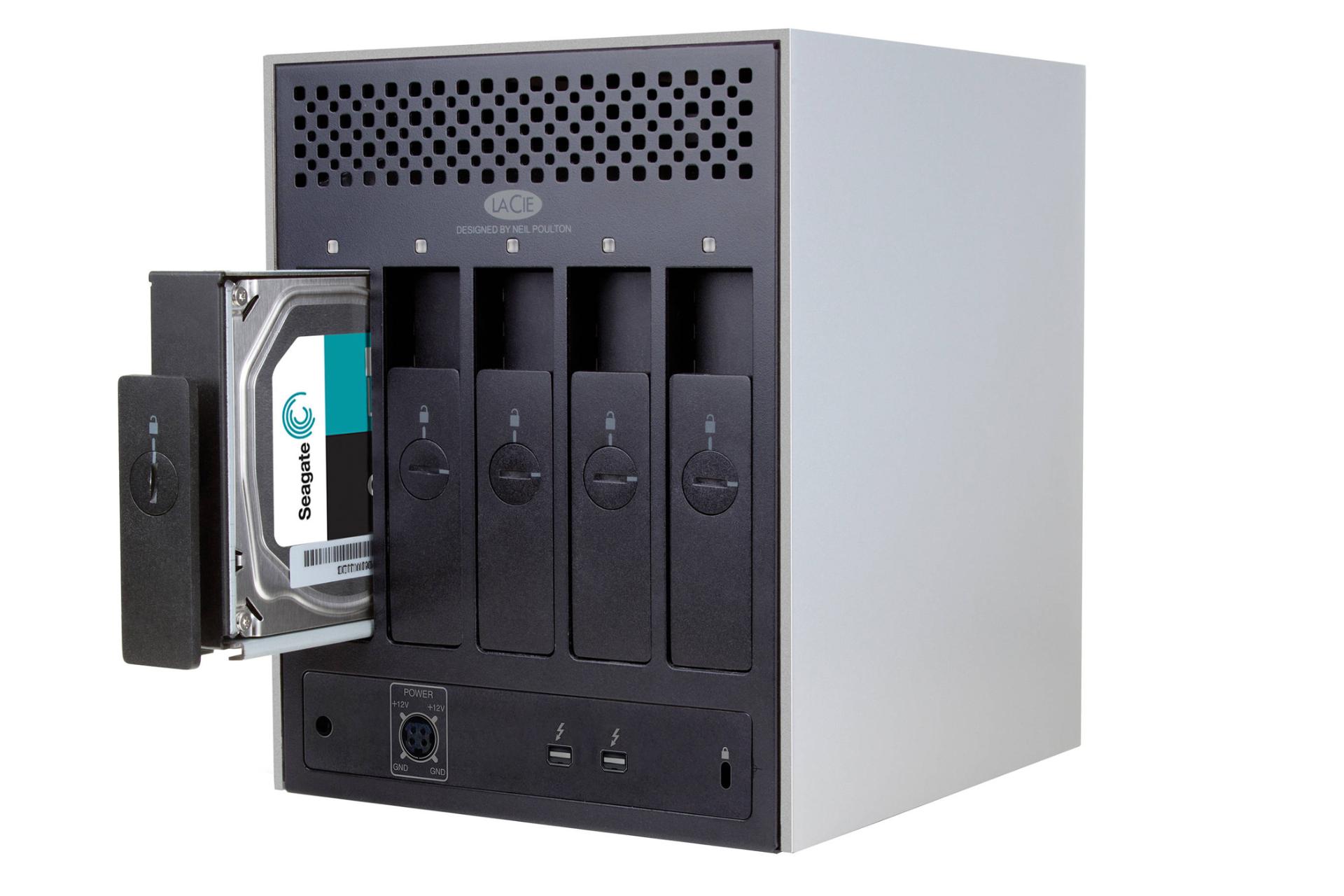 نمای پشت و درگاه ها هارد دیسک لسی 5big Thunderbolt 2 ظرفیت 40 ترابایت رنگ سفید