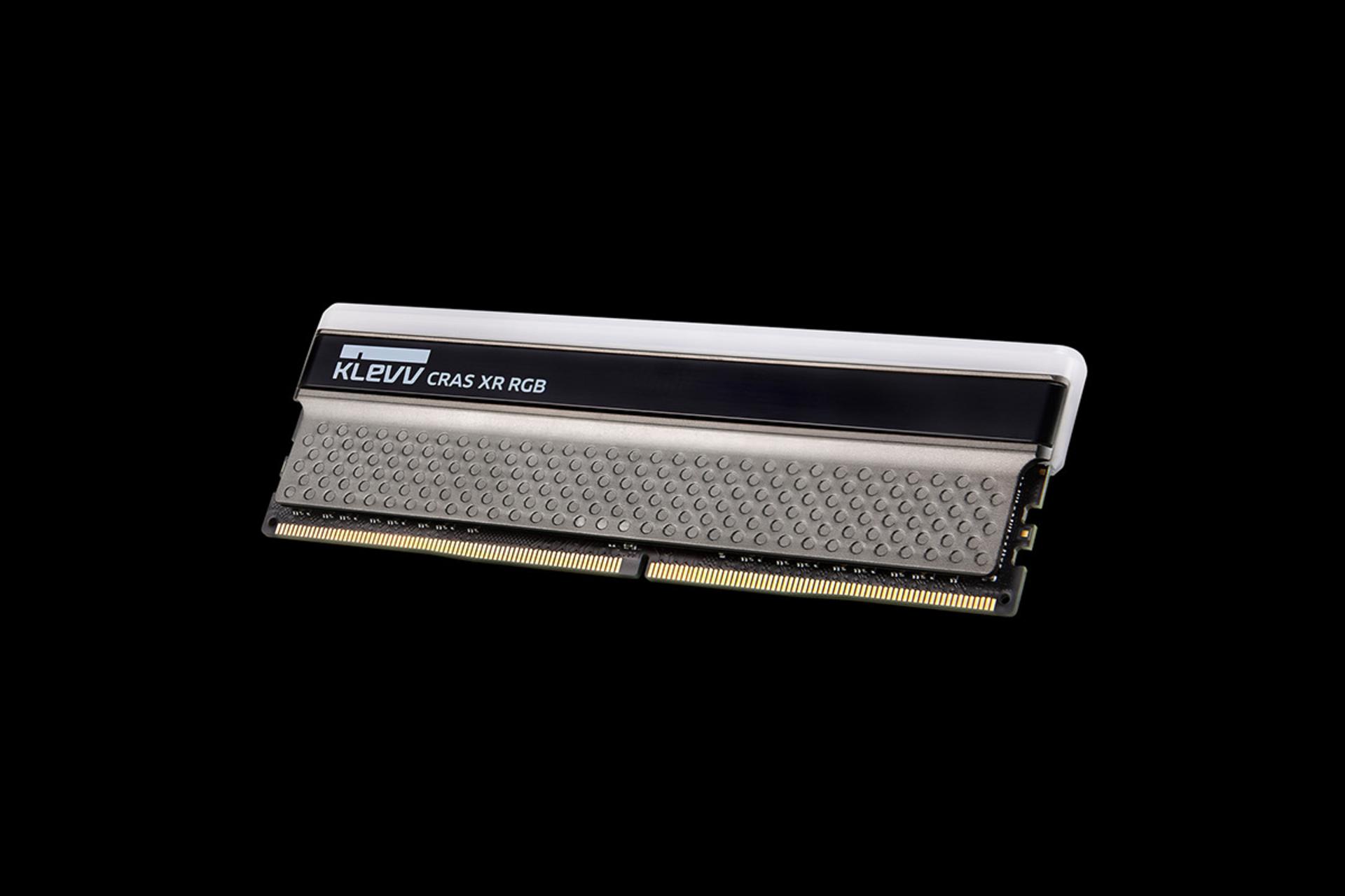 klevv Cras XR RGB ظرفیت 32 گیگابایت (2x16) از نوع DDR4-4000 نمای جانبی 3