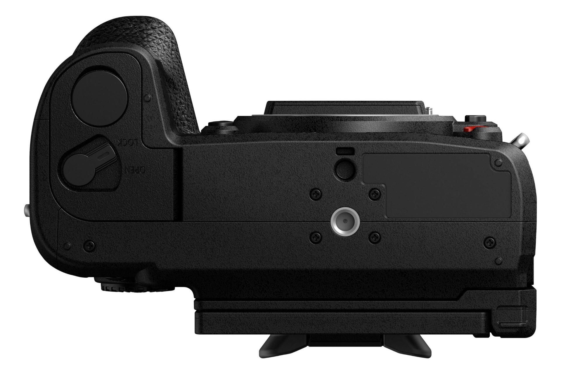 نمای پایین دوربین عکاسی پاناسونیک لومیکس Panasonic Lumix DC-GH6