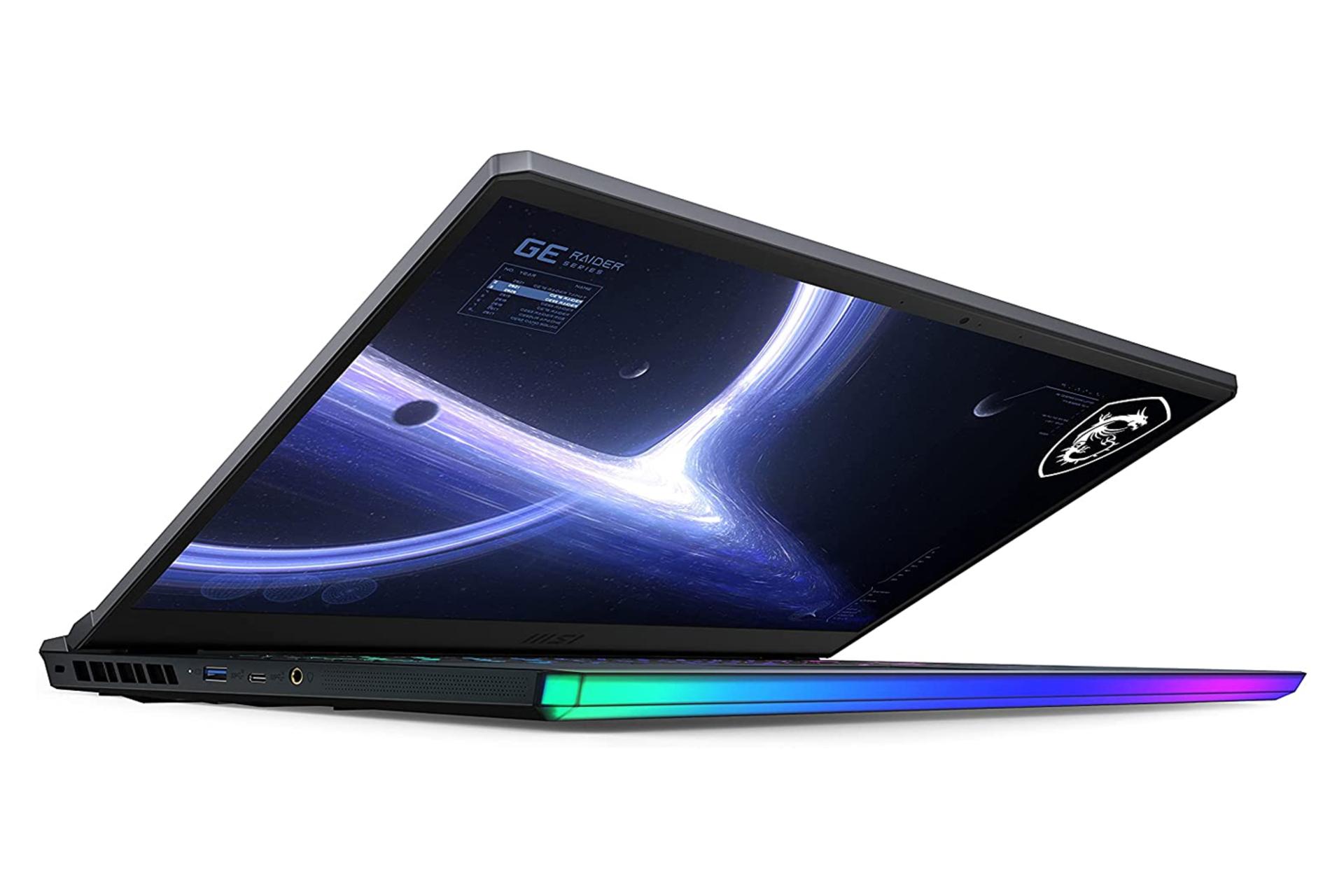نمای نزدیک لپ تاپ ام اس آی مدل GE66 Raider 11UH 