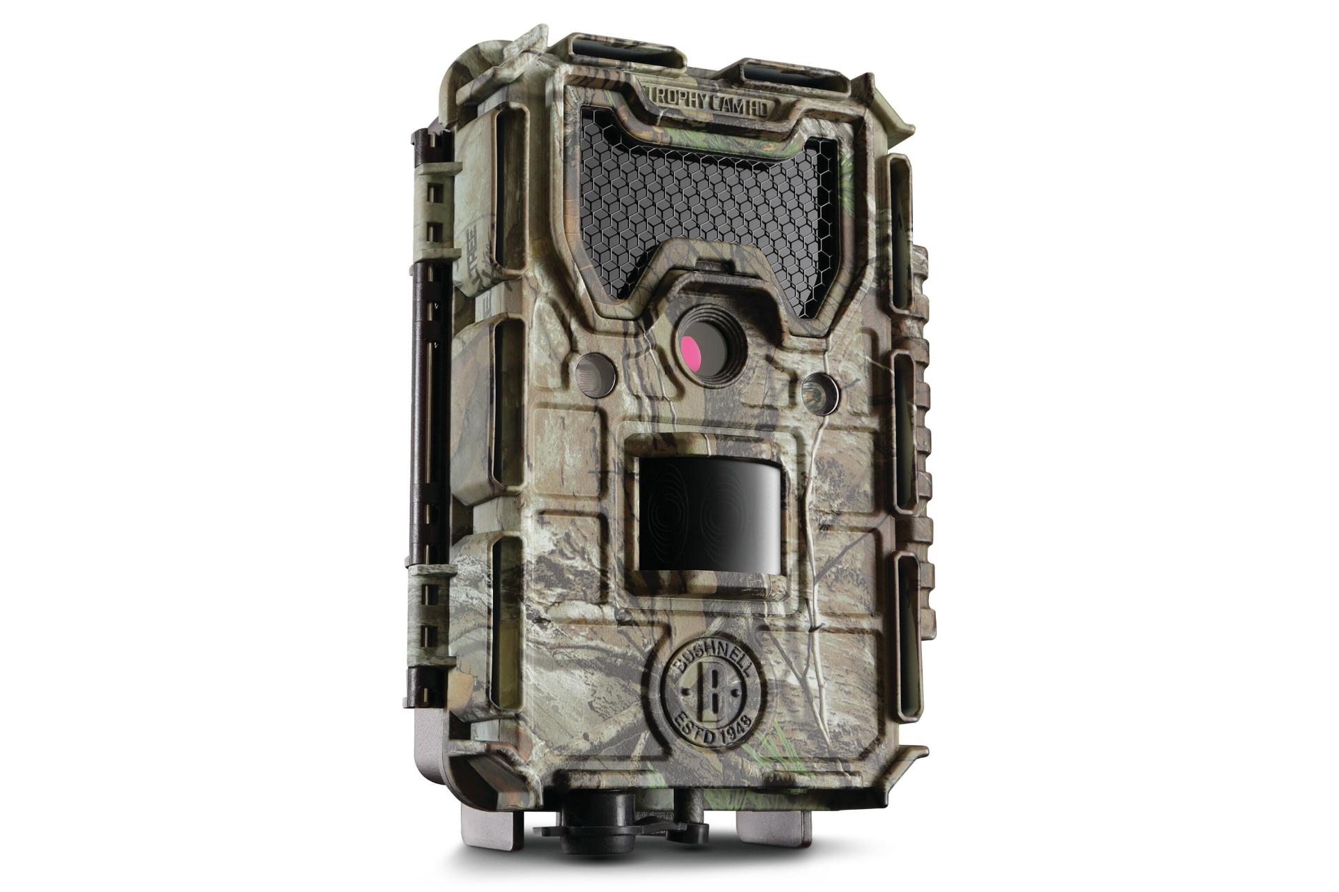 نمای راست دوربین عکاسی بوشنل Bushnell Trophy Cam HD طرح درخت