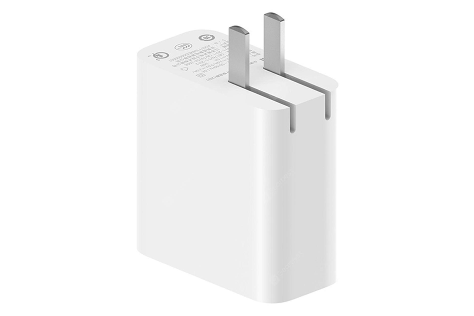 نمای روبرو شارژر شیائومی AD07ZM