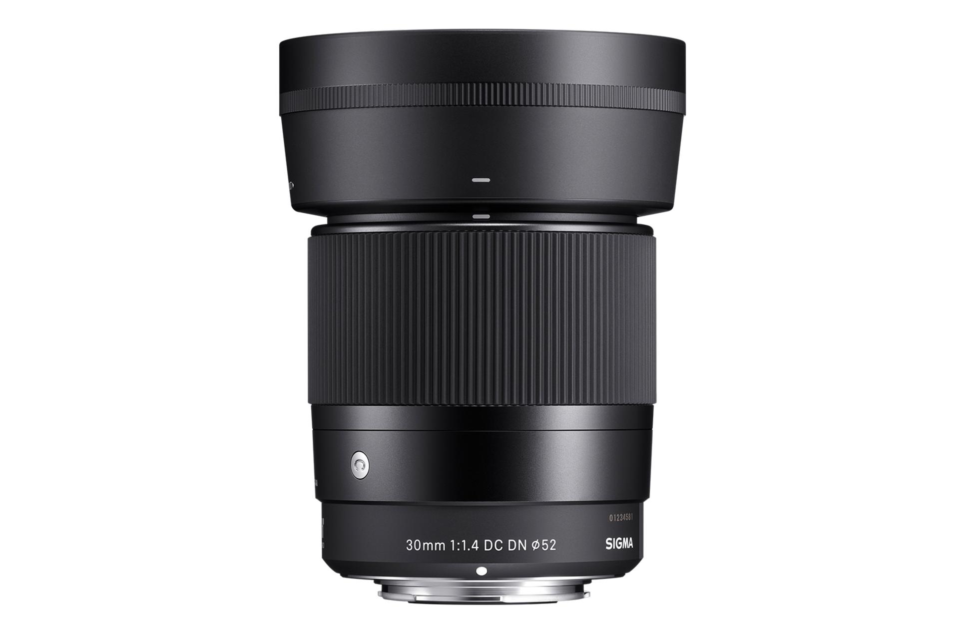 نمای ایستاده لنز سیگما 30mm f1.4 DC DN C X Mount