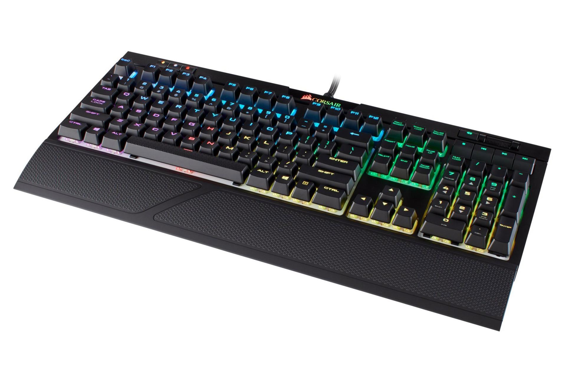 نمای راست کیبورد کورسیر STRAFE RGB MK.2