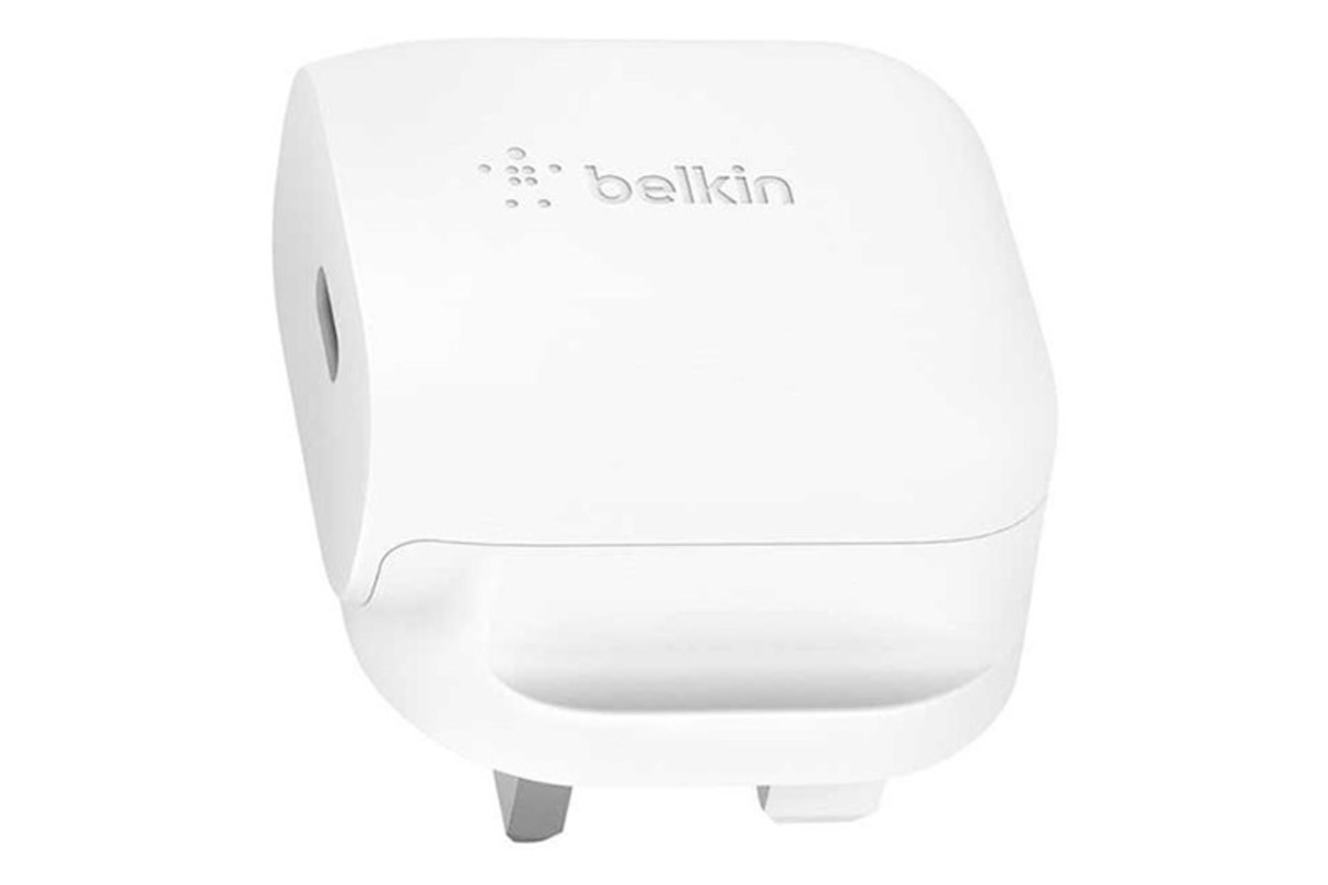 نمای جانبی شارژر بلکین WCA003MY04WH