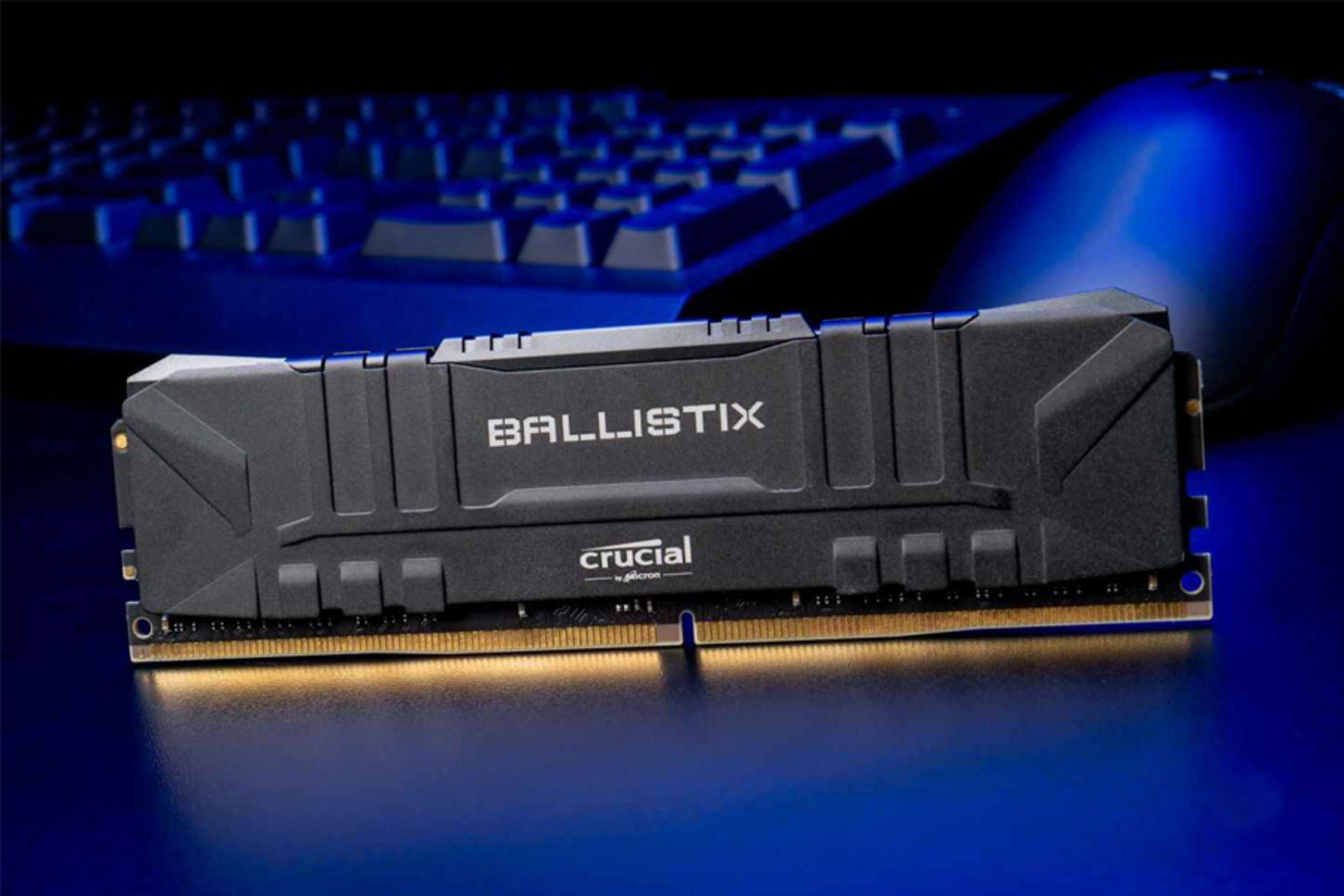 نمای نزدیک کروشیال Ballistix ظرفیت 16 (2x8) گیگابایت از نوع DDR4-3200